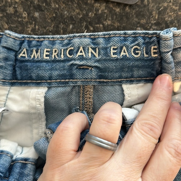 American Eagle (0) Jean shorts with a denim tie. - Picture 5 of 6